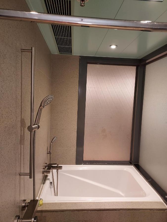 Ind Hotel Хонконг Екстериор снимка