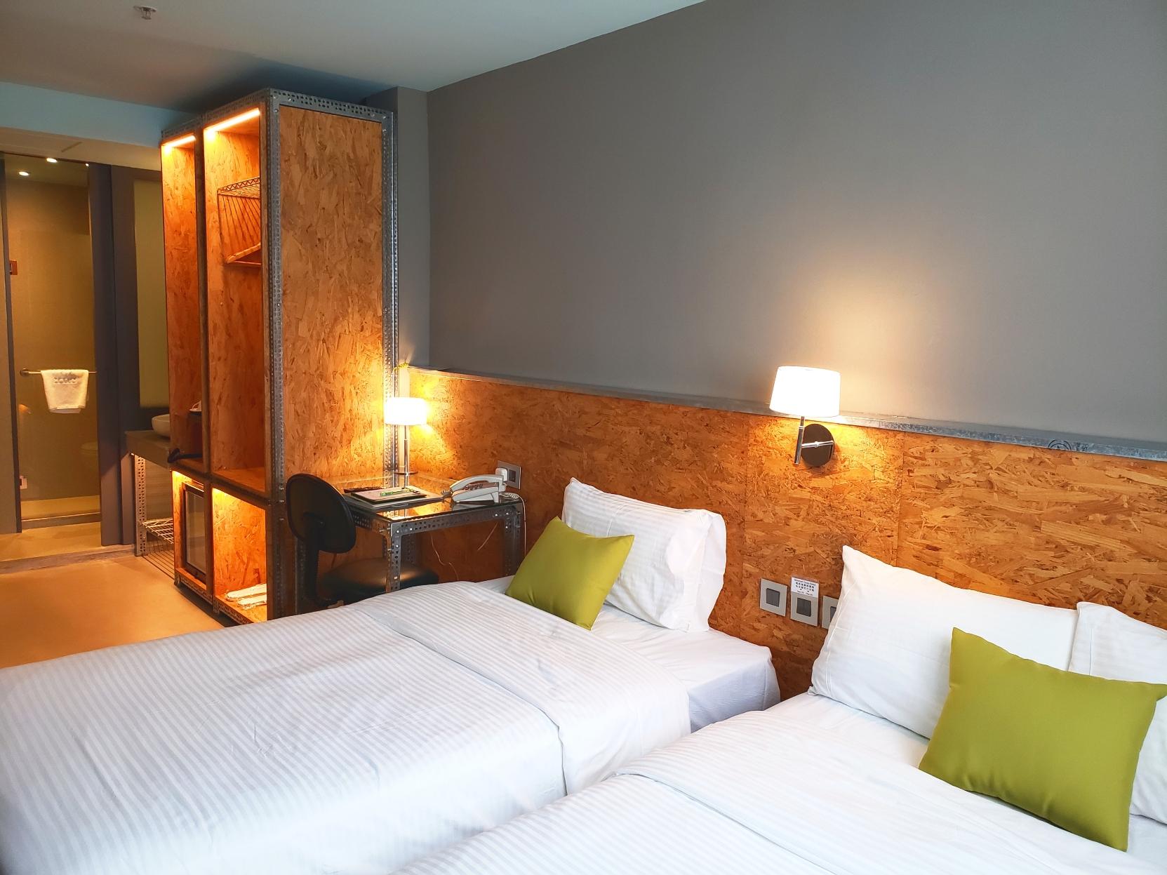 Ind Hotel Хонконг Екстериор снимка