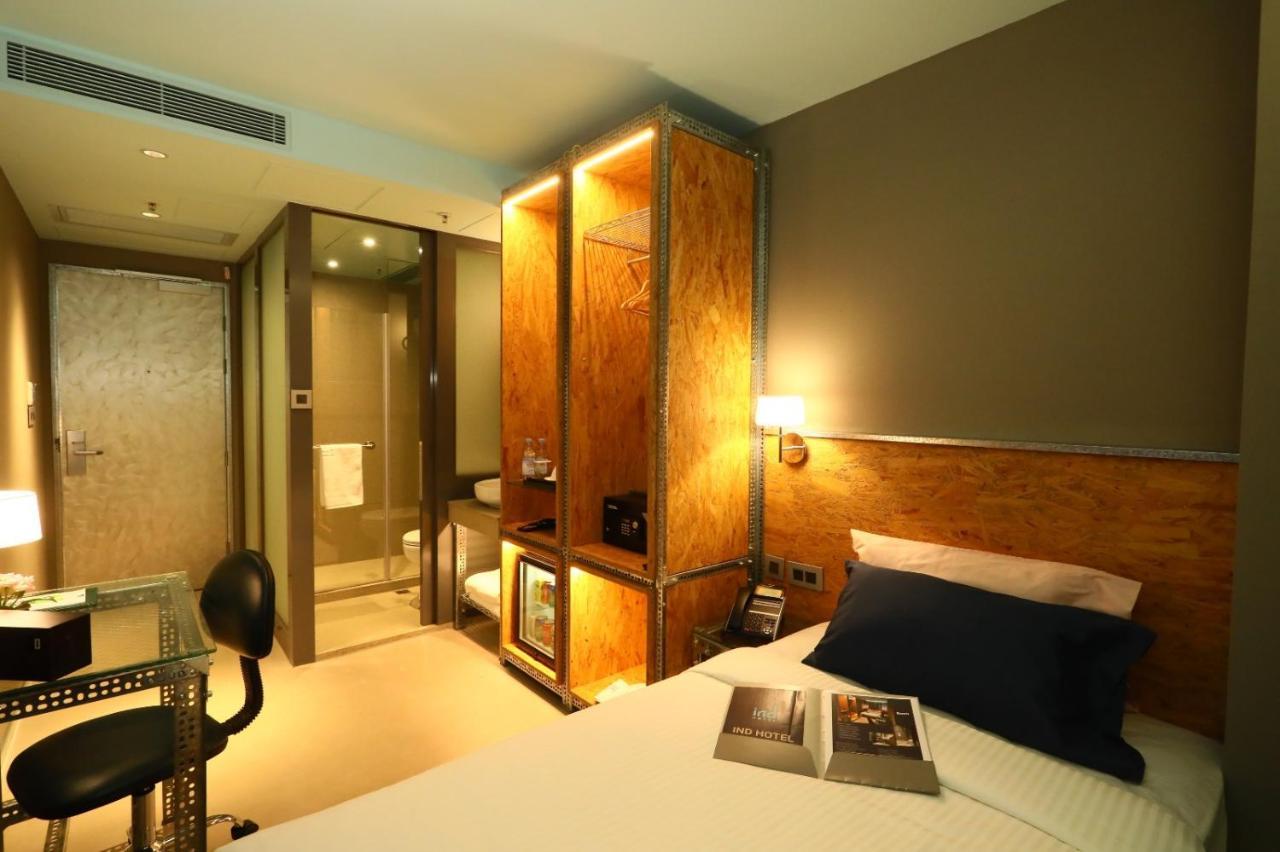 Ind Hotel Хонконг Екстериор снимка