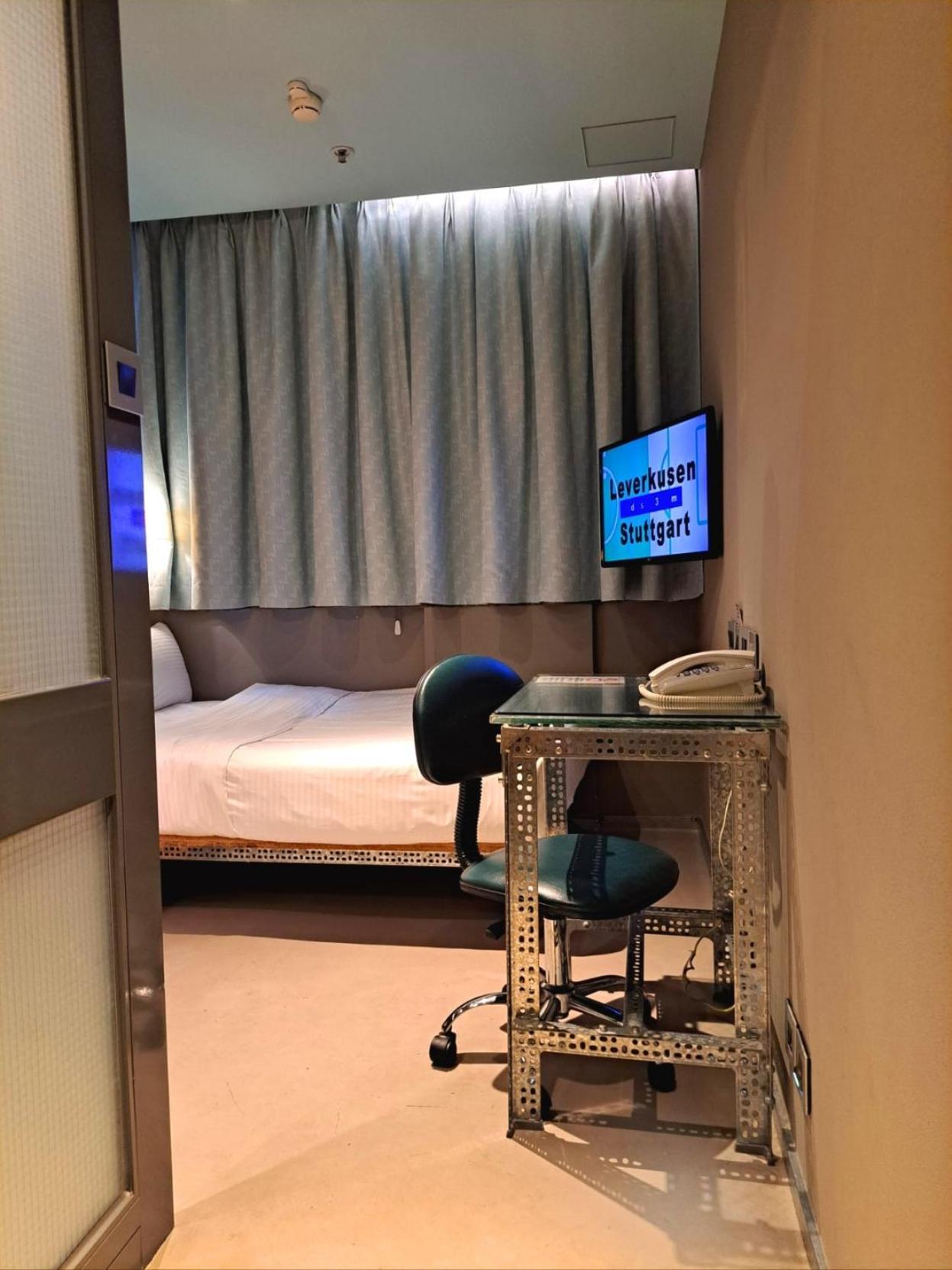 Ind Hotel Хонконг Екстериор снимка